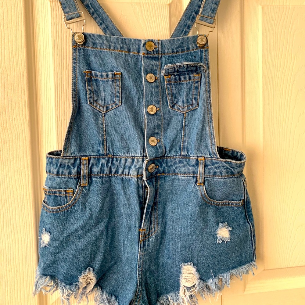 FOREVER21 denim overall shorts